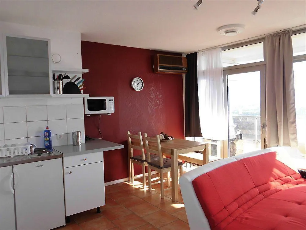 Star Apartments Cologne-Luxemburger Strasse 3*, Keulen
